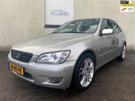 Lexus IS - 200 Business Automaat Executive LED Leder Trekhaak Youngtimer - 1