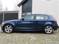 BMW 1-serie - 116 D Busn.Line Ultimate Edition