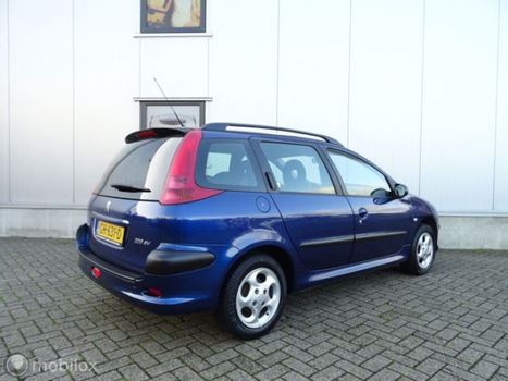 Peugeot 206 SW - 1.4 X-line * AIRCO / APK / BWJ 2003 - 1