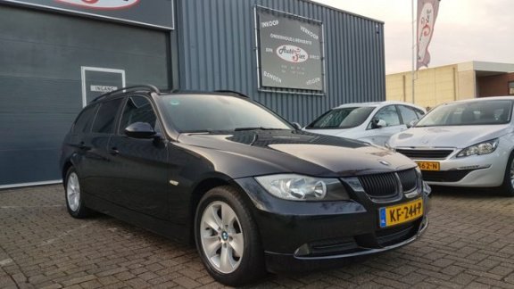 BMW 3-serie Touring - 318i Executieve Navi, Cruise, ECC, PDC - 1