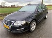 Volkswagen Passat Variant - 2.0 FSI Comfortline Business - 1 - Thumbnail