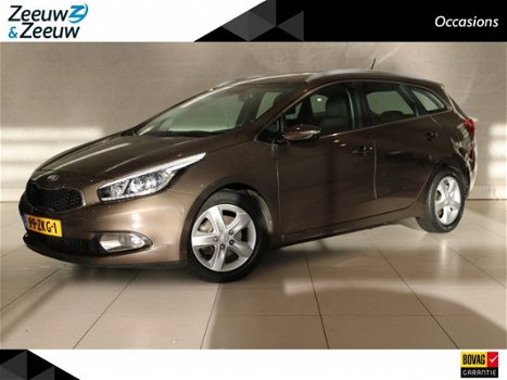 Kia Cee'd - 1.6 GDI Plus Pack Navi / Camera / Parkeersensoren / Climate Control / Dealeronderhouden - 1