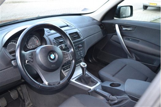 BMW X3 - 2.0i Introduction - 1