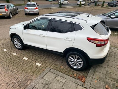 Nissan Qashqai - 1.2 Tekna Automaat/Navi/Pano/Leder - 1