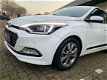 Hyundai i20 - 1.2 HP i-Motion Premium Clima/Cruise/16inch - 1 - Thumbnail