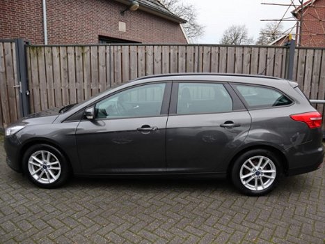 Ford Focus Wagon - 1.5 TDCI H6 Edition Navi, 16