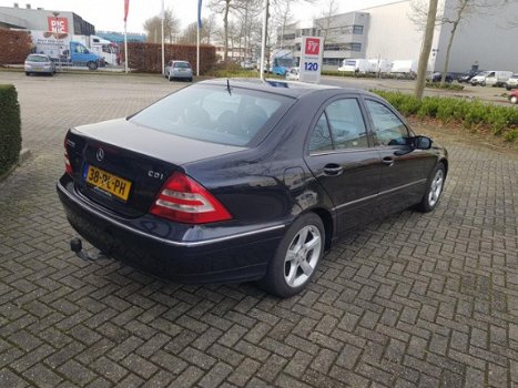 Mercedes-Benz C-klasse - 220 CDI Avantgarde Facelift Navi Nette auto - 1