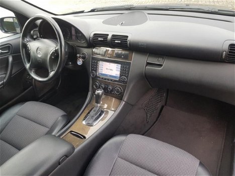 Mercedes-Benz C-klasse - 220 CDI Avantgarde Facelift Navi Nette auto - 1