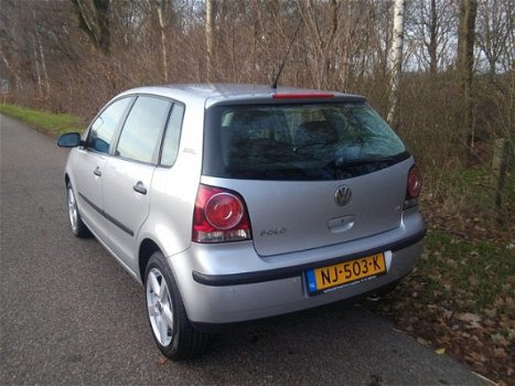 Volkswagen Polo - 1.4-16V Sportline 5drs airco automaat Apk 10-2020 - 1