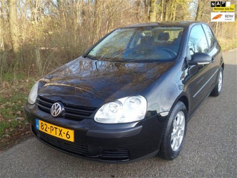 Volkswagen Golf - 1.4 Trendline Apk 06 - 2020 - 1