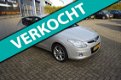 Hyundai i30 - 1.6i i-Catcher Leer, Airco, Stoelverwarming, Navi, 2e eigenaar - 1 - Thumbnail