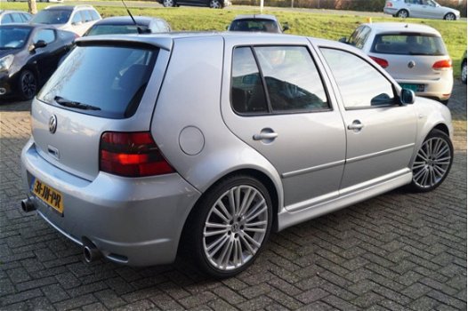 Volkswagen Golf - 1.6-16V Sportline r32 uitgevoerd schaalstoelen navi - 1