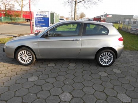 Alfa Romeo 147 - 1.6 T.Spark Impression - 1