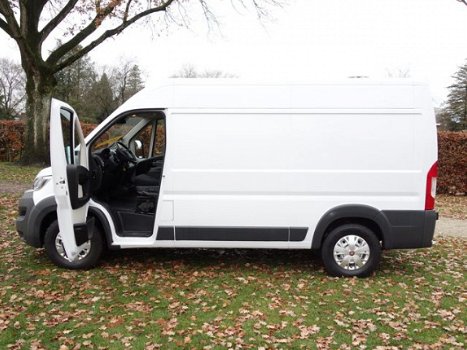 Fiat Ducato - 35H 2.3 MultiJet L2H2 AUTOMAAT, Navigatie, Camera, Clima, 180PK, Cruise, Electrische p - 1