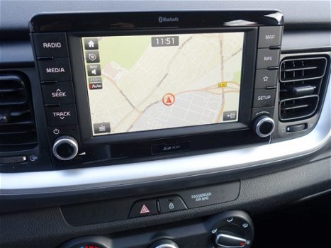 Kia Stonic - 1.0 T-GDI COMFORTPLUSLINE NAVIGATOR 120PK RIJKLAAR - 1