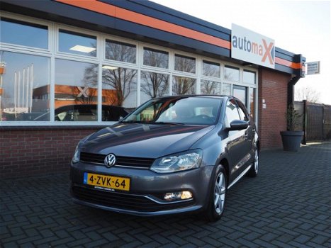 Volkswagen Polo - 1.2 TSI Comfortline Oudjaar actie 500, - euro korting - 1