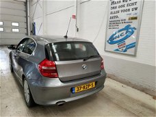 BMW 1-serie - 2.0 I 118 3DR Sport Edition