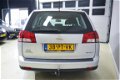 Opel Vectra Wagon - 2.2-16V Elegance - 1 - Thumbnail