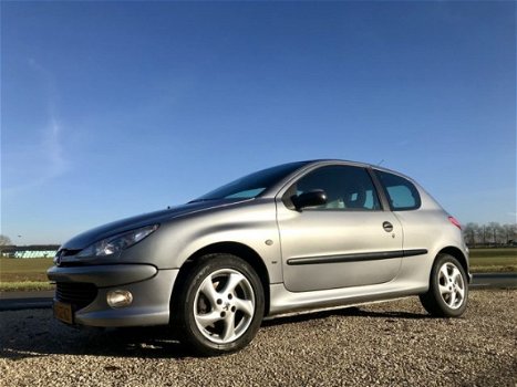 Peugeot 206 - 1.6-16V XS, BJ 2001, Nette Auto, APK Jan 2021 - 1