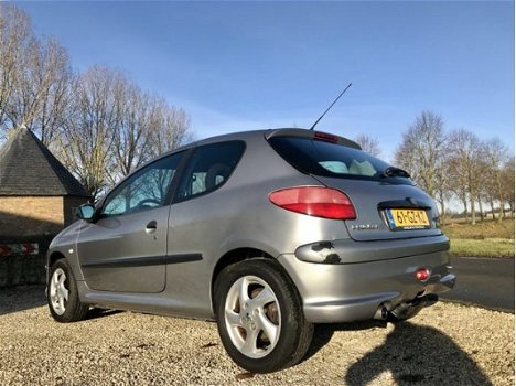 Peugeot 206 - 1.6-16V XS, BJ 2001, Nette Auto, APK Jan 2021 - 1