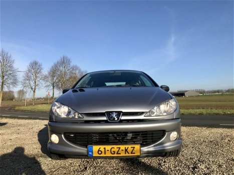 Peugeot 206 - 1.6-16V XS, BJ 2001, Nette Auto, APK Jan 2021 - 1