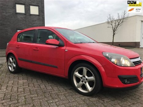 Opel Astra - 1.8 Sport - 1