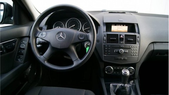 Mercedes-Benz C-klasse Estate - 180 Kompressor Avantgarde Navi - NL Auto - 1