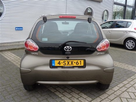 Toyota Aygo - 1.0 VVT-i Now Airco - 1