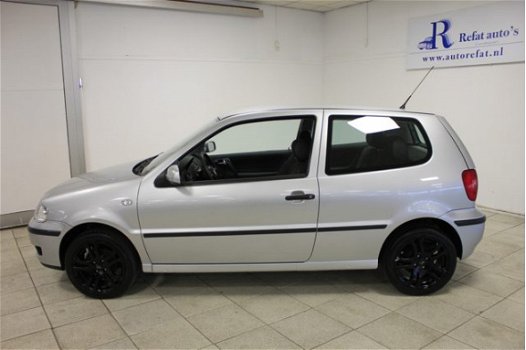 Volkswagen Polo - 1.4 Trendline / LMV 15'' - 1