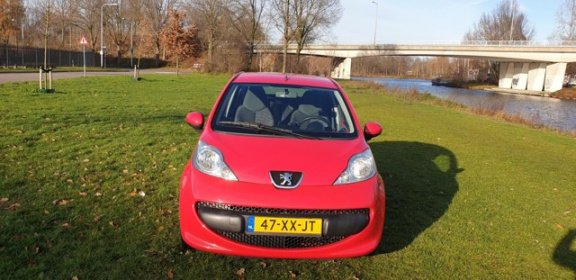 Peugeot 107 - 1.0-12V XS 1e eigenaar Dealer onderhouden Lage km stand stuurbkr cv op afs - 1