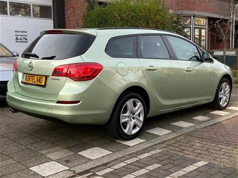 Opel Astra Sports Tourer - 1.4 Turbo Edition - 1