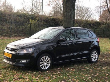 Volkswagen Polo - 1.2-12V BlueMotion Comfortline style uitvoering airco stoelverwaring velgen2011 - 1