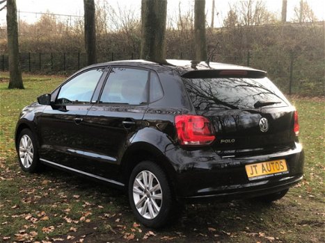 Volkswagen Polo - 1.2-12V BlueMotion Comfortline style uitvoering airco stoelverwaring velgen2011 - 1