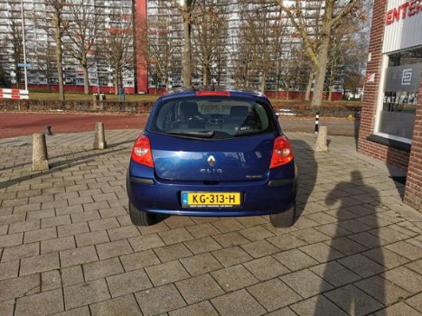 Renault Clio - 1.2-16V Authentique APK 09-'20/AIRCO/ELEK.PAKKET/RADIO&CD/NETTE AUTO/NAP - 1