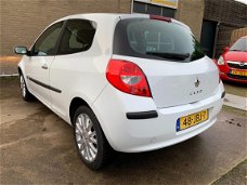 Renault Clio - 1.2-16V Collection