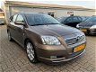 Toyota Avensis Wagon - 2.0 VVTi Executive 1e Eig/LederBek/Airco - 1 - Thumbnail