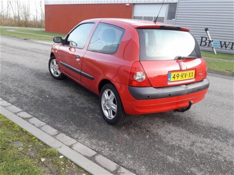 Renault Clio - 1, 2 16V 3Drs AC / LMV / All Season banden / Nieuwe APK - 1