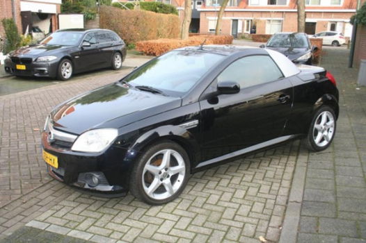 Opel Tigra TwinTop - 1.4-16V Temptation cabrio + airco - 1