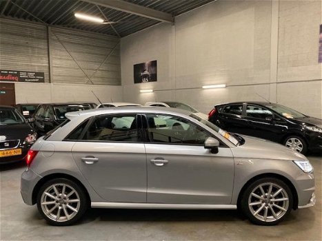 Audi A1 Sportback - 1.0 TFSI Advance Sport (MET 6 MAANDEN DEALER GARANTIE) - 1