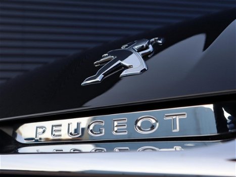 Peugeot 108 - 1.0 e-VTi 68pk 5D Allure| Navigatie| Nieuwstaat| LM Velgen - 1