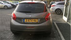 Peugeot 208 - 1.2 VTi Style