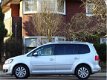 Volkswagen Touran - 1.4 TSI 140PK+ / DSG automaat / Highline LED + RNS - 1 - Thumbnail