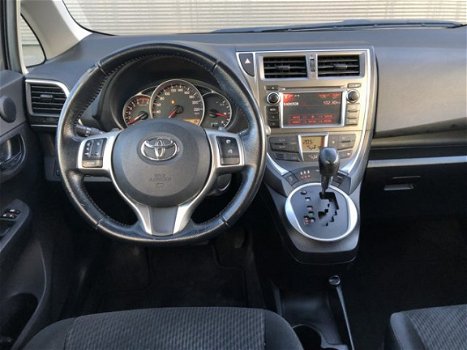 Toyota Verso S - 1.3 VVT-i Dynamic | Navigatie | Trekhaak | - 1