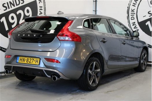 Volvo V40 - 2.0 D2 R-Design Business XENON PANORAMADAK LEDER - 1