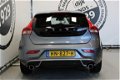 Volvo V40 - 2.0 D2 R-Design Business XENON PANORAMADAK LEDER - 1 - Thumbnail