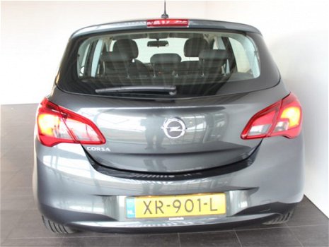 Opel Corsa - 1.4 90 pk Favourite 5 Deurs - 1