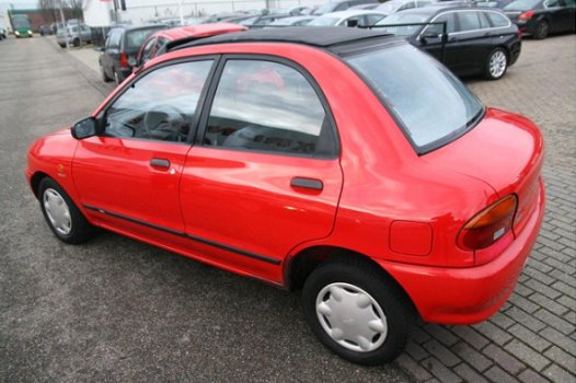 Mazda 121 - 1.3i Cabrio Top APK - 1