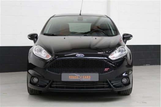 Ford Fiesta - 1.6 182pk ST2 |ST-Pack|Sony sound upgrade|voorruitverwarming|stoelverwarming|keyless| - 1