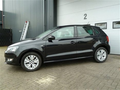 Volkswagen Polo - 1.2-12V Life 5 Deurs Navi - 1