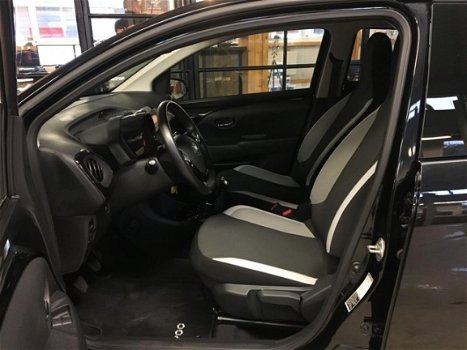 Toyota Aygo - 1.0 VVT-i x-wave Sport*Airco*Elektr. ramen en spiegels*achterspoiler*LED - 1